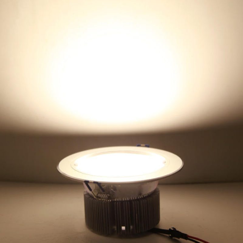 12w Led Stropné Zapustené Svietidlo Stmievateľné 220v + Driver