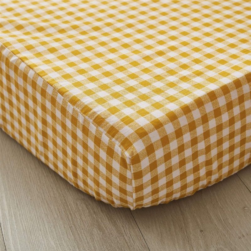 Súprava Posteľnej Bielizne Do Škôlky Farmhouse Zo 100 % Bavlny 11-dielna Kvetín Do Detskej Postieľky Pretty Daisy So Žltými Kockovanými Vintage Detskými Posteľami